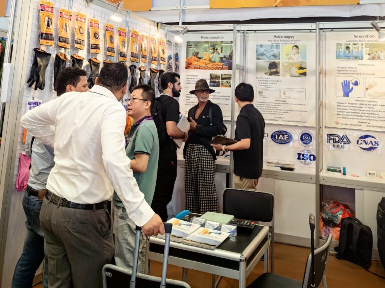 2025 Autumn Canton Fair- Glove Factory Team Group Photo